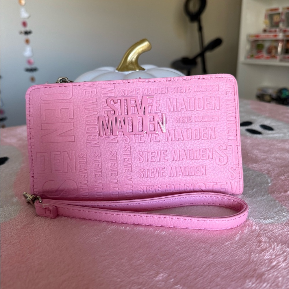 Steve Madden wallet